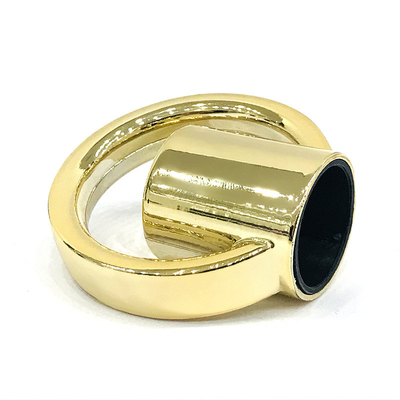 สร้างสรรค์โลหะผสมสังกะสีแหวนทองรูปร่างฝาขวดน้ำหอมโลหะ Zamac