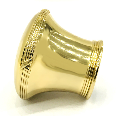 ซื้อ ฝาขวดน้ำหอมอลูมิเนียม Zamak สีทองอ่อนแบบกำหนดเอง online manufacture