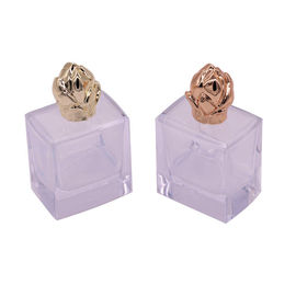 ซื้อ Rose Gold Bottle Zamac Cap โลหะผสมสังกะสีฝาแขวนชุบด้วยไฟฟ้า online manufacture